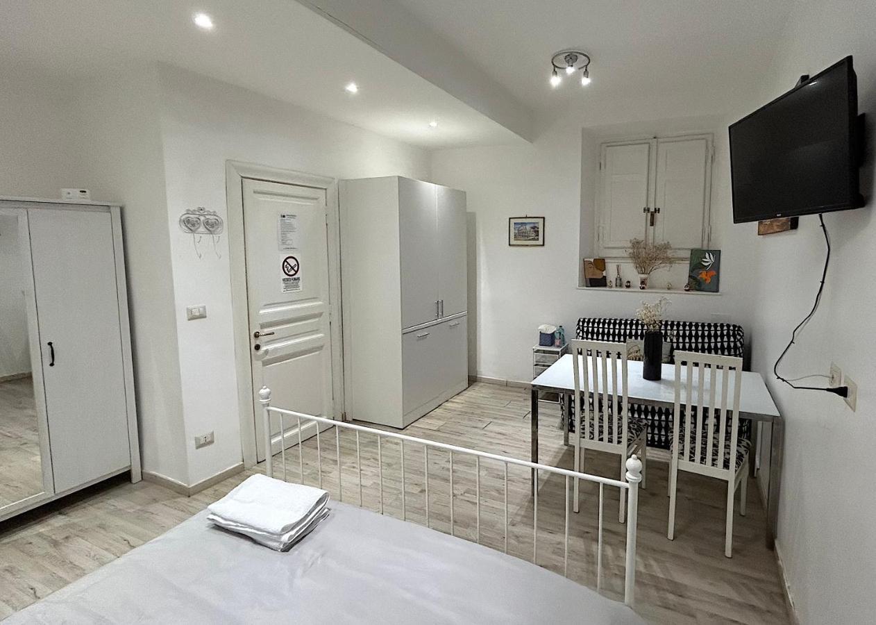 Urbe - Delizioso Appartamento Quartiere Coppede โรม ภายนอก รูปภาพ